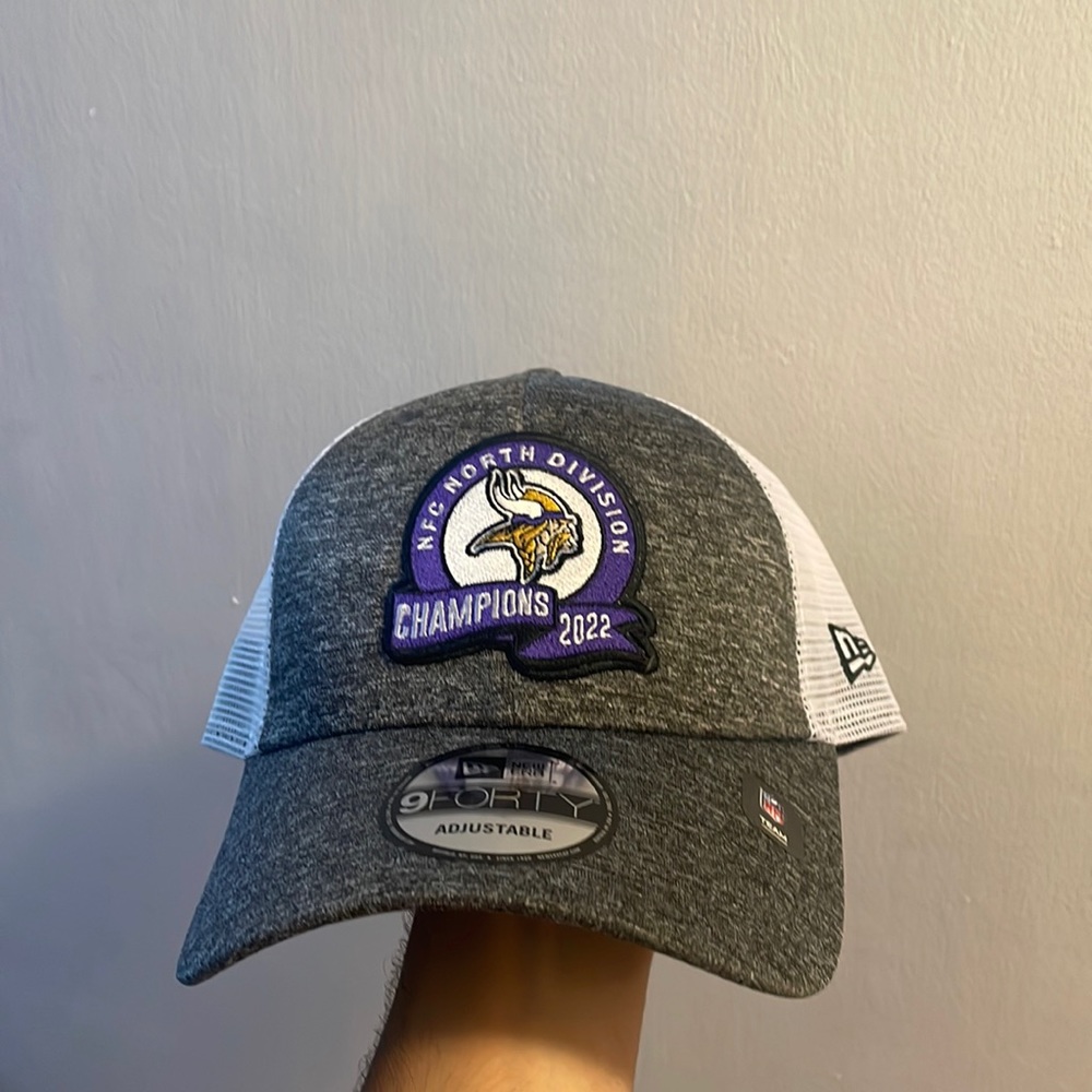 Minnesota Vikings, NFC North division champions, 2022 hat
